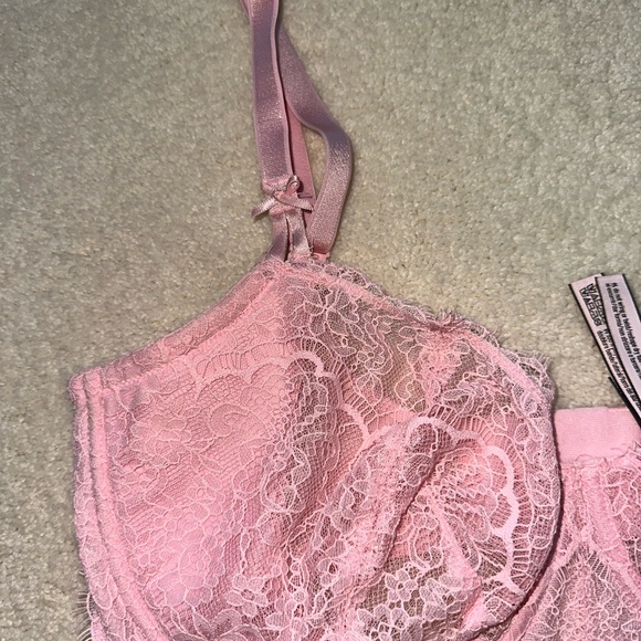 Victoria’s Secret Dream Angels Lace Push Up Bra (Without Padding) 36DDD - Picture 3 of 9
